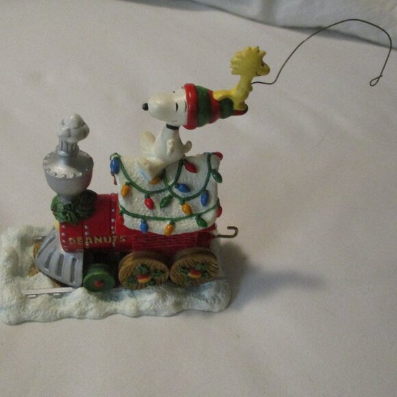 Peanuts The Danbury Mint Peanuts Christmas Train - Picture 10 of 11